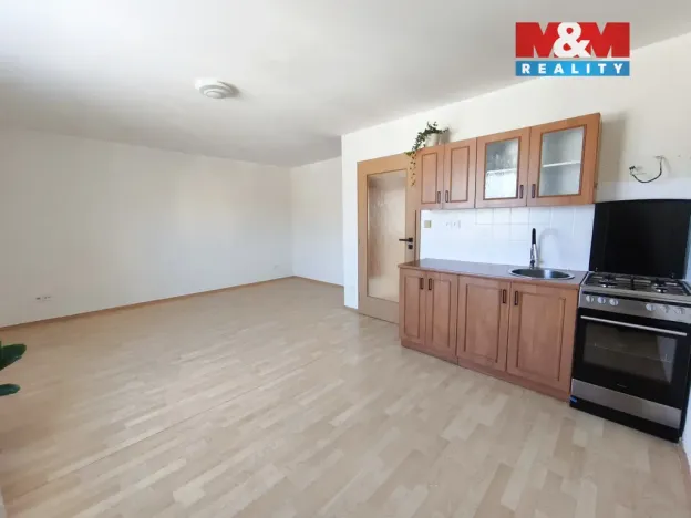 Pronájem bytu 2+kk, Benešov, Rubešova, 48 m2