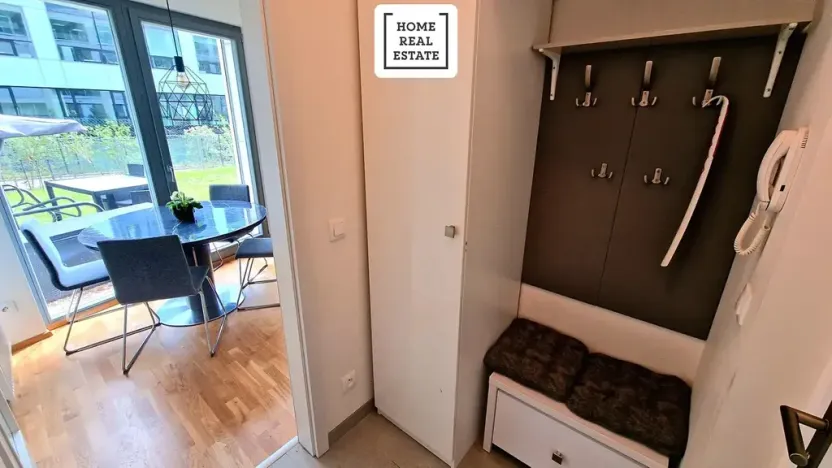 Pronájem bytu 2+kk, Praha - Karlín, Breitfeldova, 50 m2