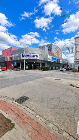Pronájem obchodního prostoru, České Budějovice, Chelčického, 12 m2