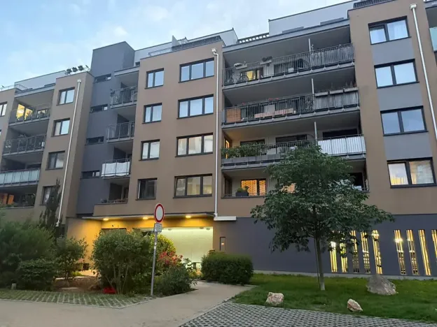 Pronájem bytu 2+kk, Praha - Střížkov, Makedonská, 55 m2