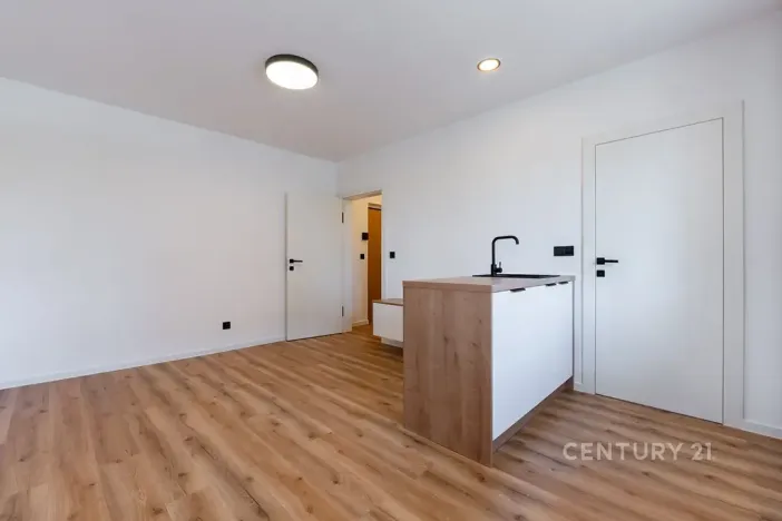 Pronájem bytu 2+kk, Most, Jaroslava Vrchlického, 35 m2