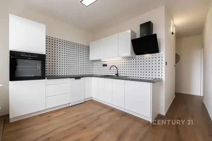 Pronájem bytu 2+1, Chomutov, Kamenný vrch, 58 m2