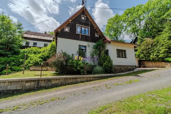 Prodej rodinného domu, Desná, Obecní Domky, 145 m2