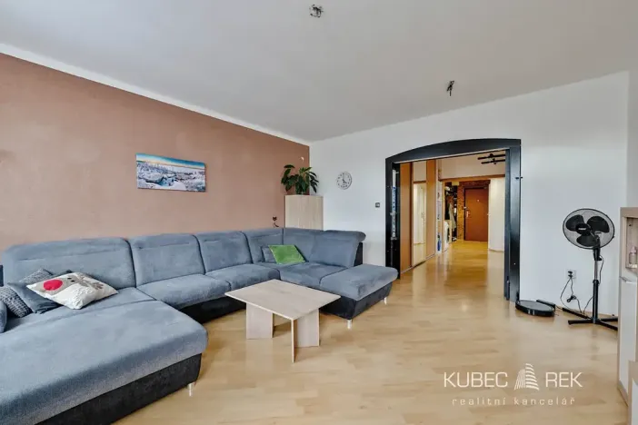 Prodej bytu 3+1, Tábor, Bukurešťská, 72 m2