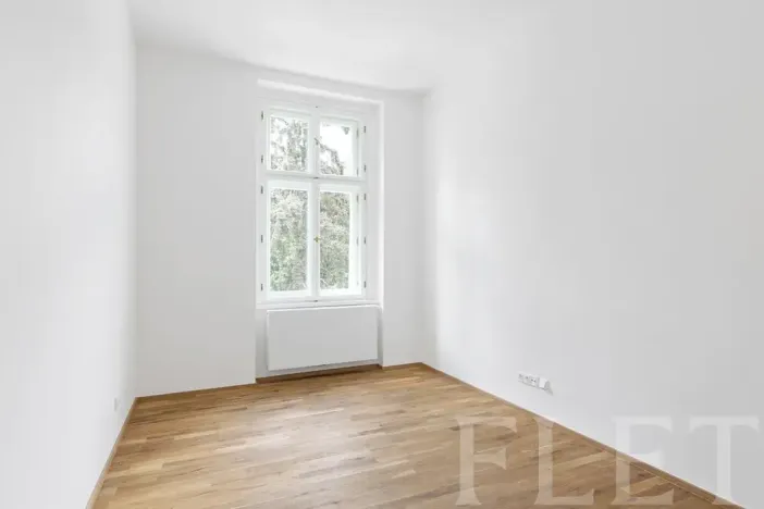 Pronájem bytu 1+kk, Praha - Nusle, Lumírova, 31 m2