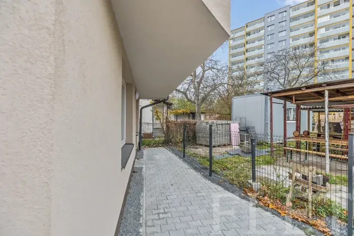 Prodej bytu 1+kk, Praha - Hloubětín, Kukelská, 23 m2