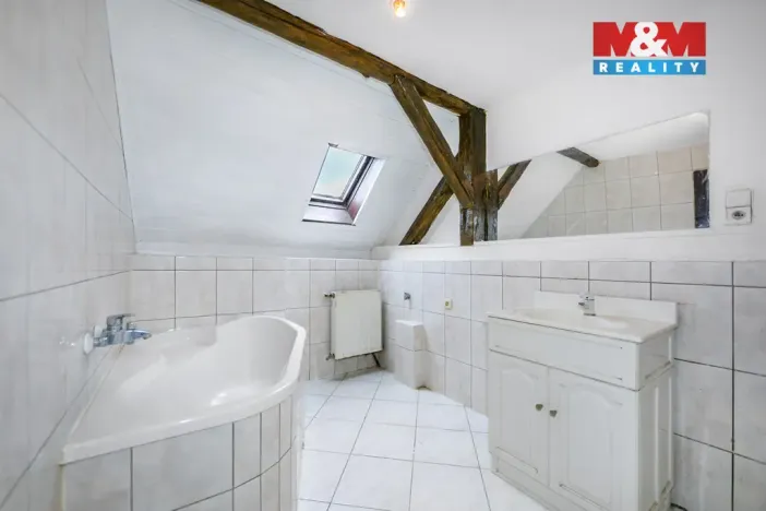 Prodej rodinného domu, Holýšov, náměstí 5. května, 230 m2