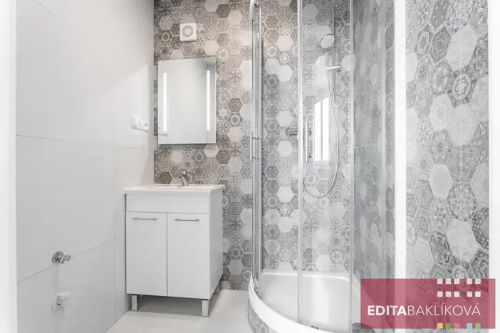 Prodej bytu 3+1, Přerov, Velká Dlážka, 63 m2