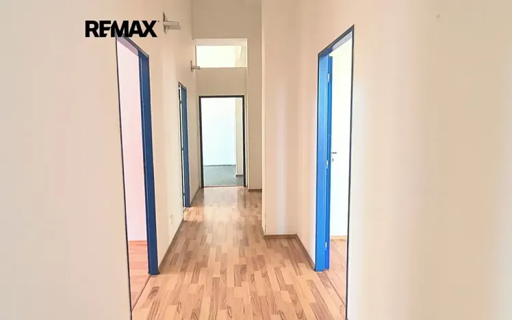 Pronájem kanceláře, Praha - Kobylisy, Horňátecká, 19 m2