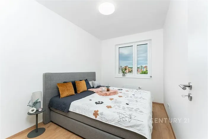 Pronájem bytu 2+kk, Praha, 45 m2