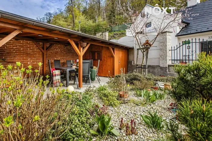 Prodej rodinného domu, Hluboká nad Vltavou, nám. Čsl. armády, 533 m2