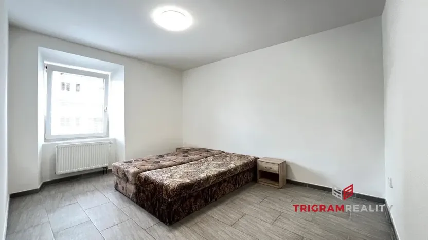 Pronájem bytu 2+1, Hradec Králové - Plotiště nad Labem, Petra Jilemnického, 34 m2