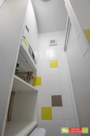Prodej bytu 2+kk, Praha - Holešovice, U Uranie, 40 m2