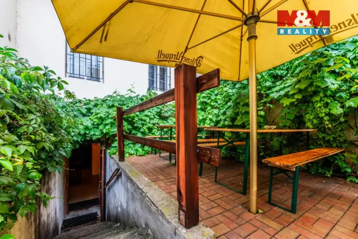 Pronájem restaurace, Praha - Vinohrady, Rumunská, 170 m2