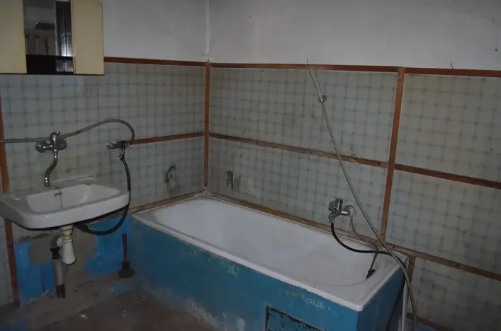 Prodej zemědělské usedlosti, Sezemice, 200 m2