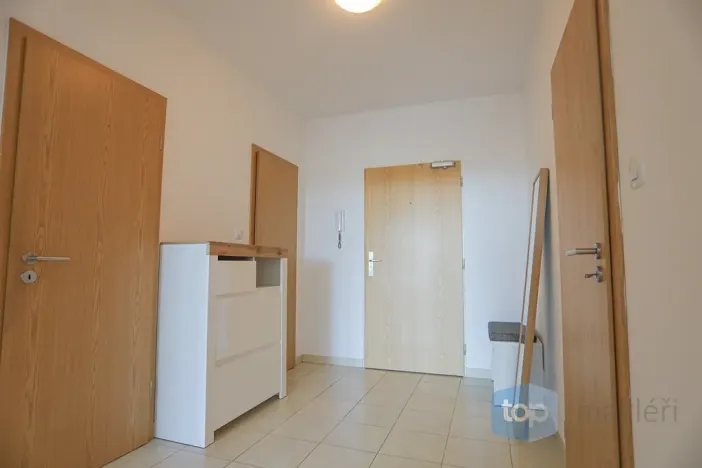 Pronájem bytu 2+kk, Praha - Háje, Steinerova, 60 m2