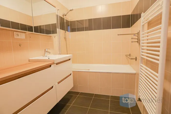 Pronájem bytu 2+kk, Praha - Háje, Steinerova, 60 m2