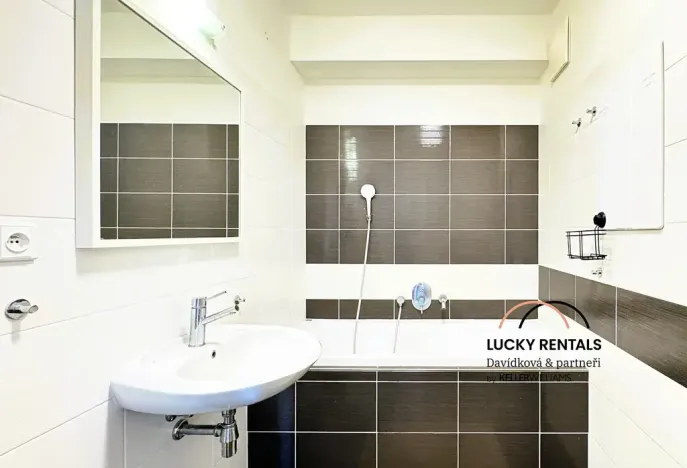 Pronájem bytu 2+kk, Roztoky, Lederova, 52 m2