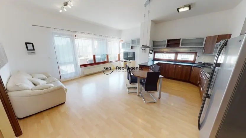 Pronájem bytu 3+kk, Praha - Štěrboholy, Laudonova, 135 m2