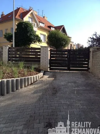 Pronájem skladu, Praha - Strašnice, Pod strašnickou vinicí, 48 m2