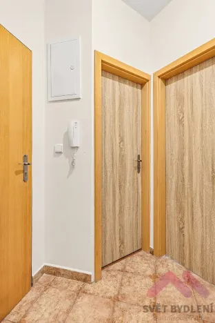 Prodej bytu 1+kk, Praha - Letňany, Ivančická, 34 m2