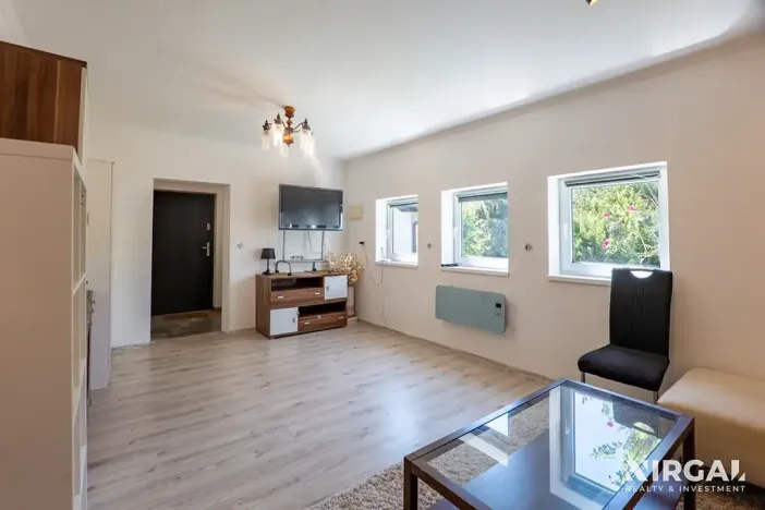 Prodej rodinného domu, Zlonín, Hlavní, 247 m2