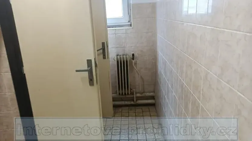 Pronájem pokoje, Praha - Hloubětín, 25 m2