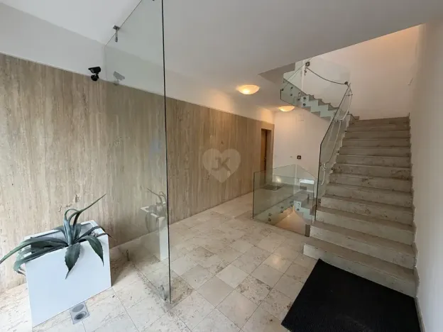 Pronájem bytu 3+kk, Praha - Střešovice, Na bateriích, 104 m2