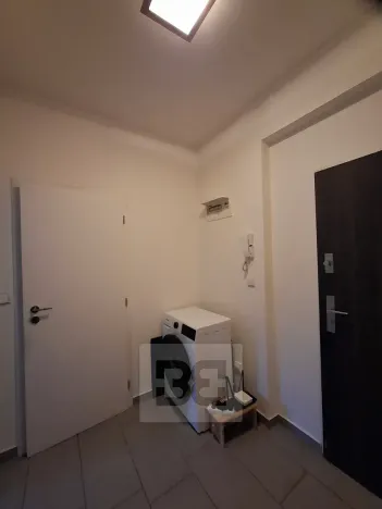 Pronájem bytu 2+kk, Hradec Králové, Střelecká, 65 m2