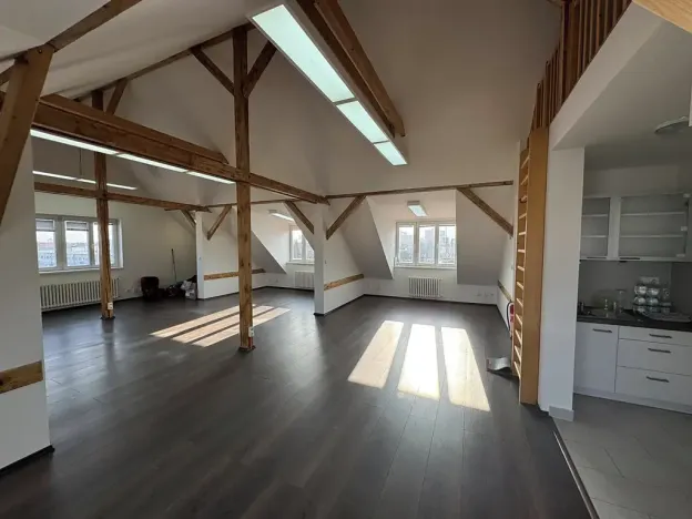 Pronájem kanceláře, Praha - Horní Počernice, Bystrá, 120 m2