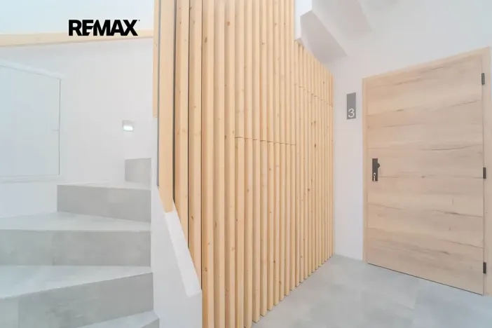 Pronájem bytu 1+kk, Kolín, Školská, 27 m2