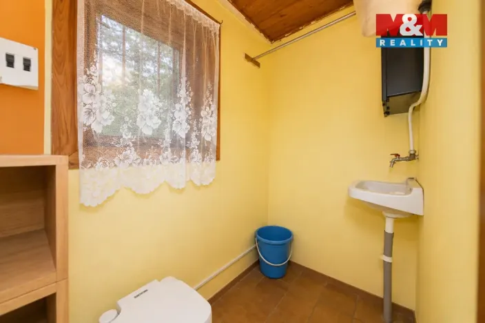 Prodej chaty, Holice - Podlesí, 74 m2