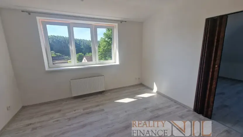 Pronájem bytu 2+kk, Tlučná, V Rybníčkách, 52 m2