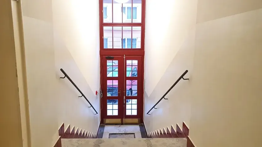 Pronájem bytu 1+kk, Praha - Vinohrady, Slezská, 26 m2