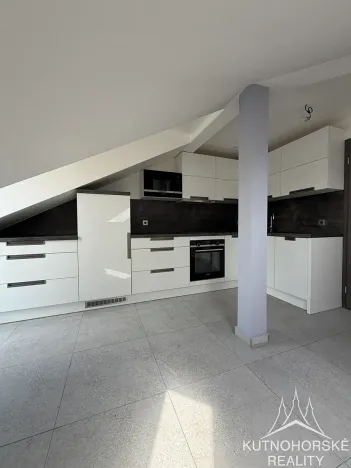 Pronájem bytu 2+kk, Kutná Hora, Waldhauserova, 45 m2