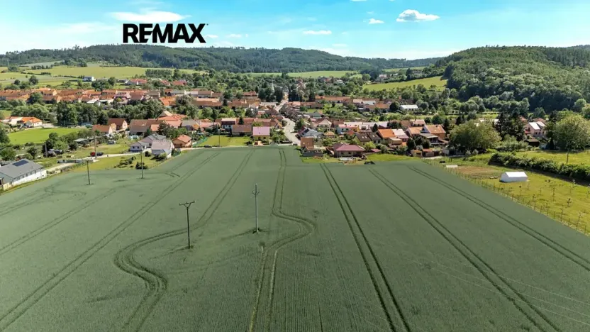 Prodej pozemku pro bydlení, Moravské Knínice, 1719 m2