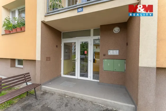 Prodej bytu 2+1, Desná - Desná II, Poštovní, 66 m2