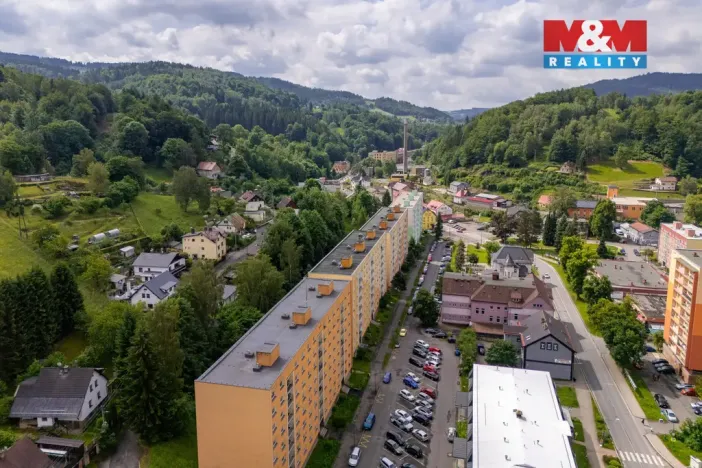 Prodej bytu 2+1, Desná - Desná II, Poštovní, 66 m2