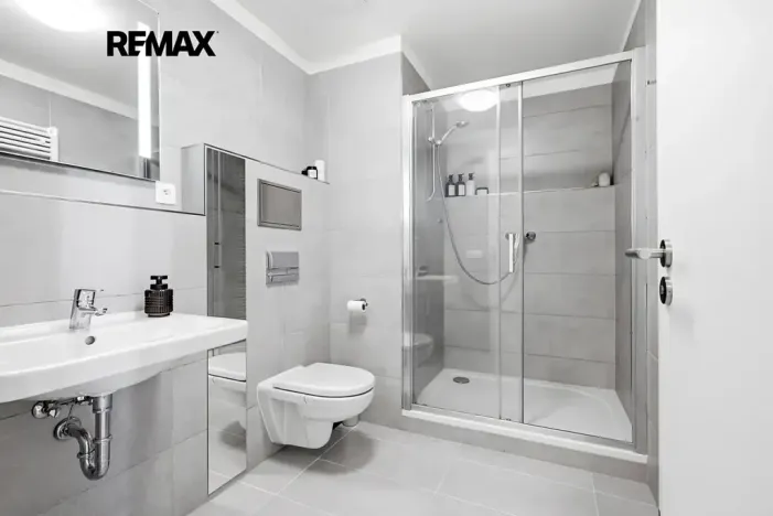 Prodej bytu 2+kk, Praha - Vysočany, Strnadových, 50 m2