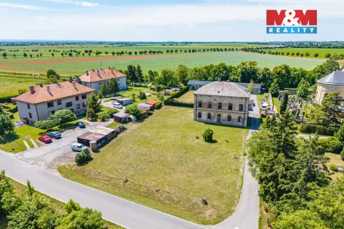Prodej pozemku pro bydlení, Dvory - Veleliby, 618 m2