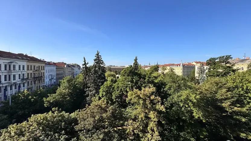Pronájem bytu 2+kk, Brno, náměstí 28. října, 73 m2
