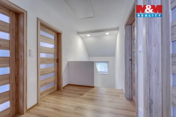 Prodej rodinného domu, Kostelec - Nedražice, 144 m2