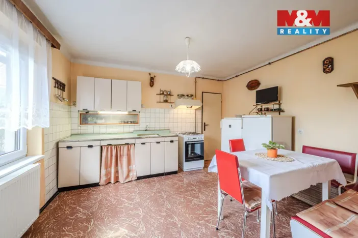 Prodej rodinného domu, Červené Pečky - Bojiště, 159 m2