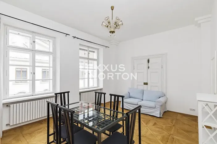Pronájem bytu 3+1, Praha - Malá Strana, Sněmovní, 85 m2