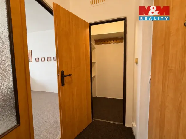 Pronájem bytu 1+1, Karviná - Ráj, Okružní, 40 m2