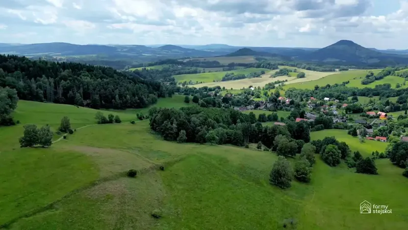 Prodej louky, Kunratice, 331914 m2