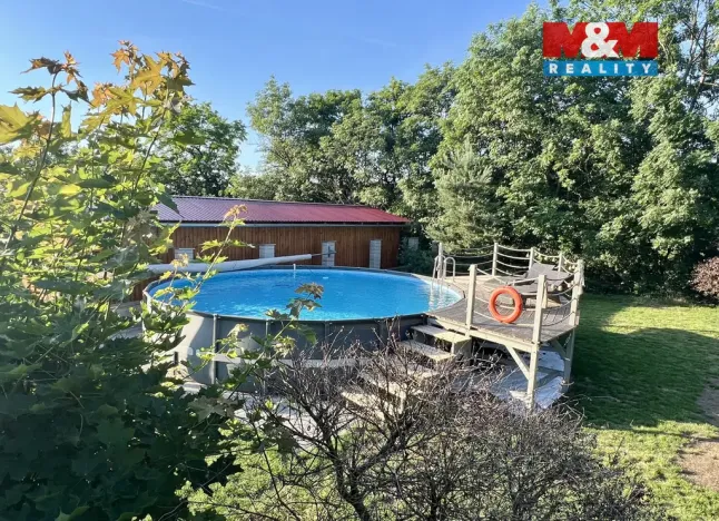 Prodej rodinného domu, Knovíz, 214 m2