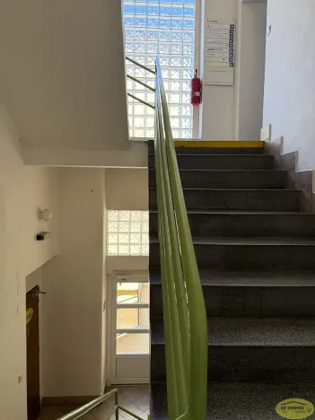 Pronájem kanceláře, Kroměříž, Vejvanovského, 17 m2