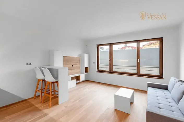Prodej bytu 1+kk, Praha - Vysočany, Bassova, 34 m2