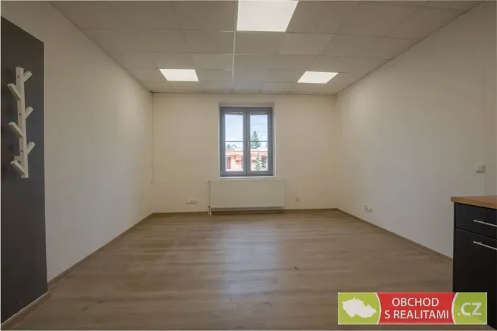 Pronájem kanceláře, Říčany, 17. listopadu, 24 m2